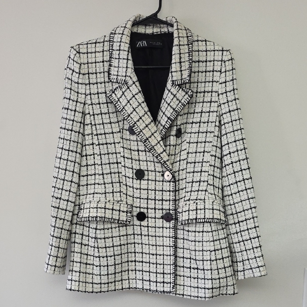 Zara Women's Black and White Checkered Blazer